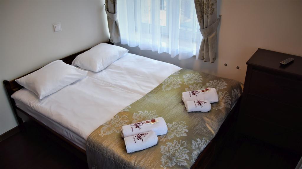 Willa Różana - Apartamenty i Pokoje Gościnne Sandomierz Exterior foto