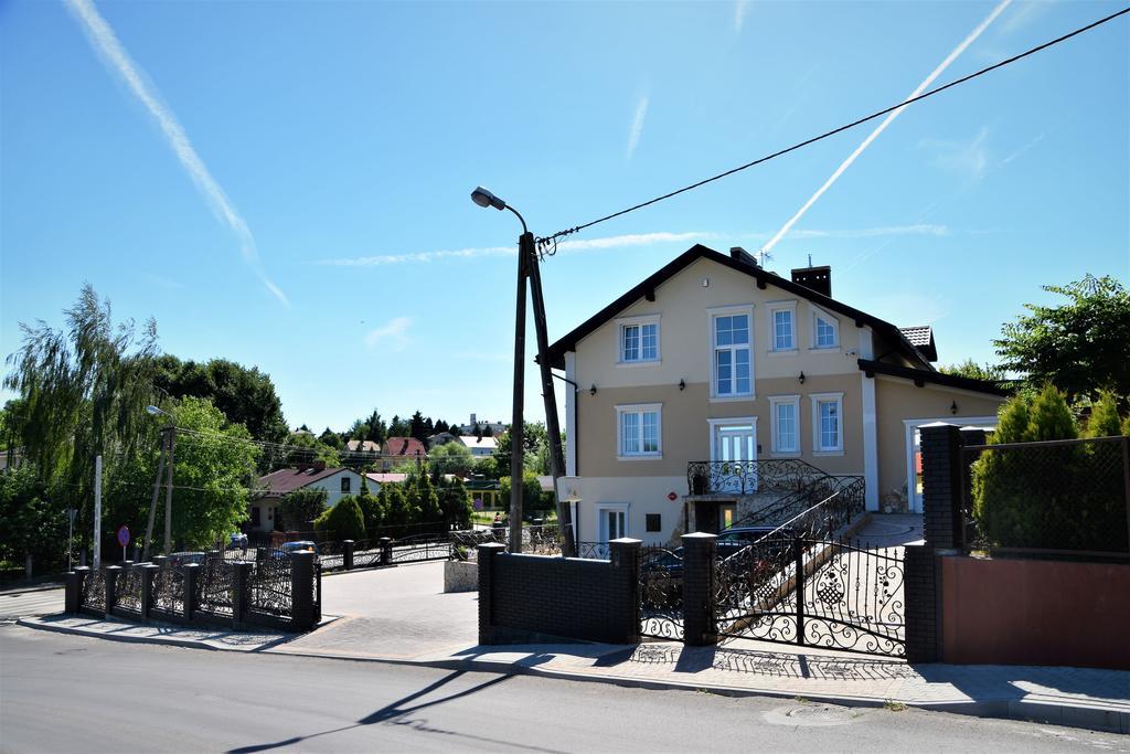 Willa Różana - Apartamenty i Pokoje Gościnne Sandomierz Exterior foto