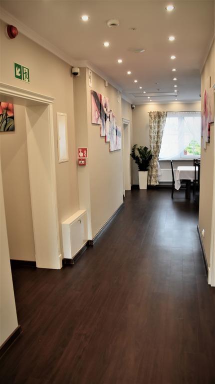 Willa Różana - Apartamenty i Pokoje Gościnne Sandomierz Exterior foto