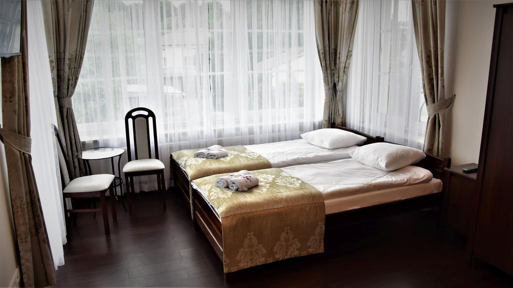 Willa Różana - Apartamenty i Pokoje Gościnne Sandomierz Exterior foto
